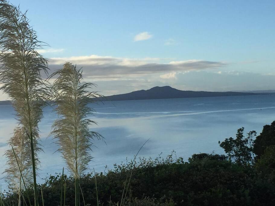 Luxury Seaside Village Auckland