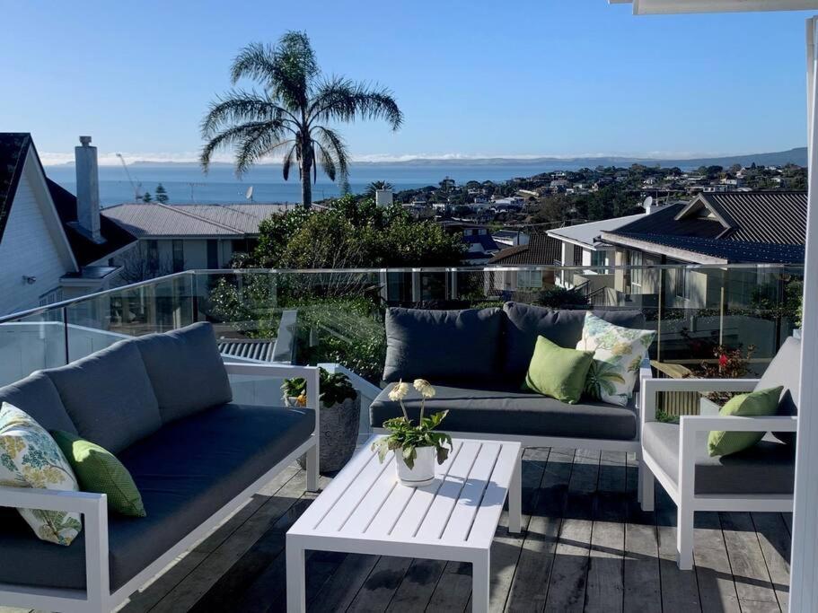 Luxury Seaside Village Auckland